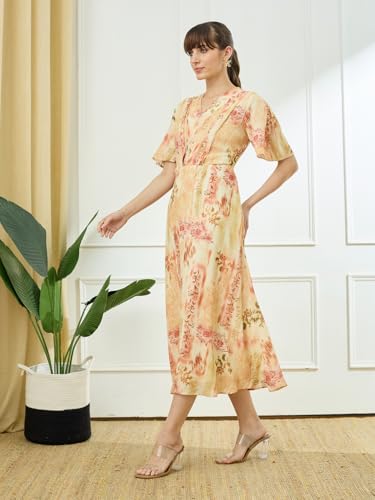 Latin Quarters Women's Yellow Half Sleeves V-Neck Casual Printed Dress_M