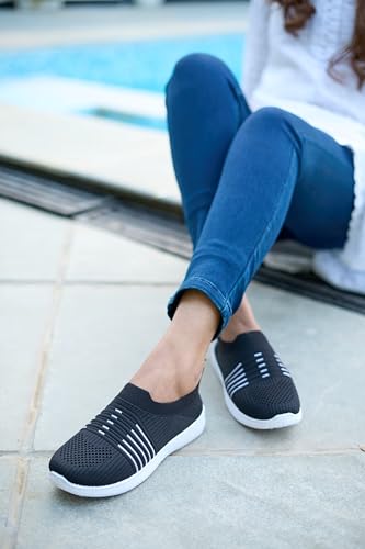 FootStation Women's Trendy Sneakers - Fashionable Comfort for Every Step Alia-3 (Black, UK Footwear Size System, Adult, Women, Numeric, Medium, 4)