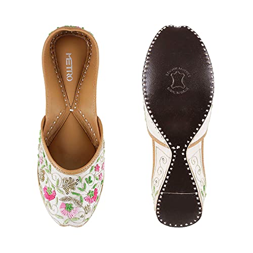 Metro Womens Beaded White Mojaris (Size (3 UK (36 EU))
