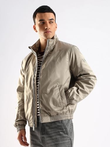 Solid Regular Fit Polyester Jacket