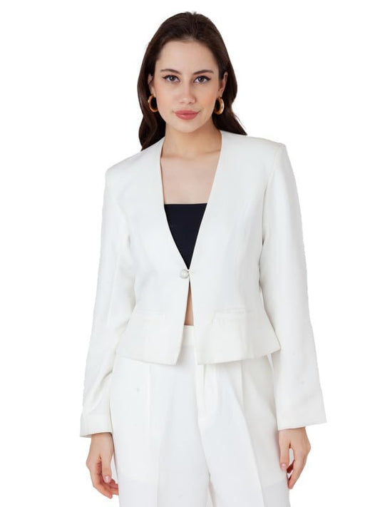 Zink London Women's White Solid Fitted Blazer