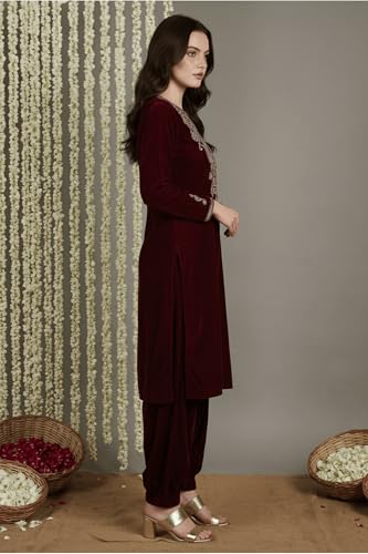 W for Woman Maroon Straight Kurta with Parallel Pant and Dupatta - (WS13312-224203-XL)