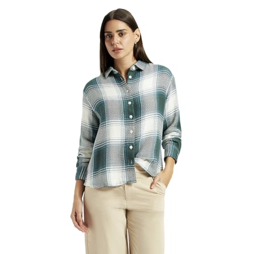 Levi's Women's Plaid Green Relaxed Fit Shirt