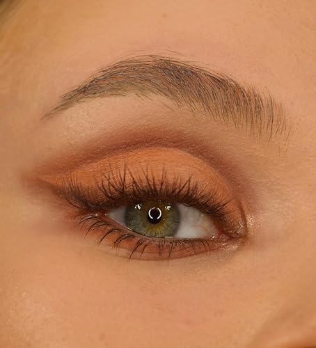 Revolution Beauty, Eyeshadow Palette, 12 Ultra-Pigmented Matte & Shimmer Finishes & Shades, Long-Lasting & Blendable, Vegan & Cruelty-Free (True Icon Bronze)