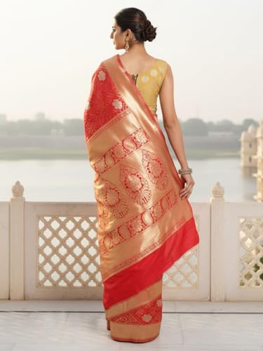 AKHILAM Women's Red Silk Blend Floral Printed Saree With Unstitched Blouse Piece (KLSHIS85002_AI)
