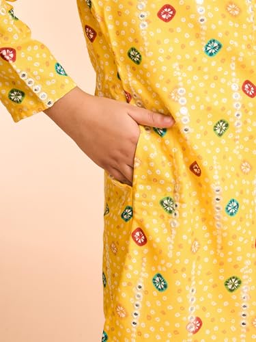 Manyavar Boys Viscose Blend Bandhani Print & Mirror work Kurta Pyjama Set (Yellow,5-6Y)