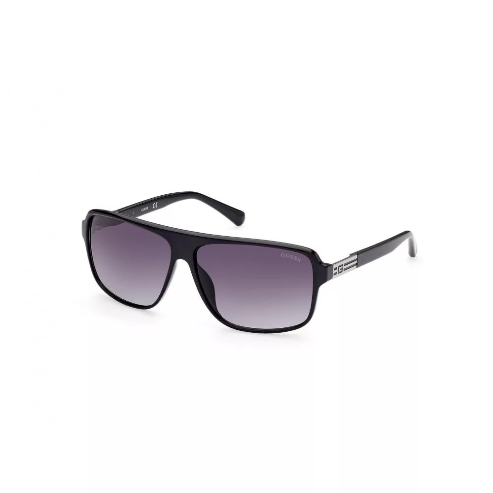 Guess | 100% UV protected | Gradient | large | Men | Cat Eye | Frame: Black Polycarbonate | Lens: Grey Polycarbonate