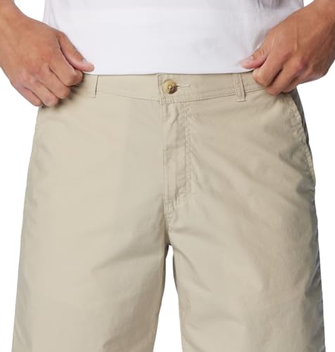 Columbia Men White Washed Out Shorts, 34