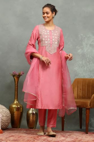 Rangriti Women Pink Viscose Blend Embroidered Kalidar Suit Set_32
