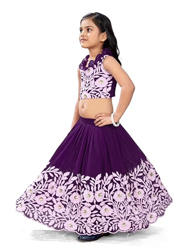 Tejam Kids Girls Green Floral Lehenga Choli Set with White Embroidered Pattern (Jambli, 5-6 Years)