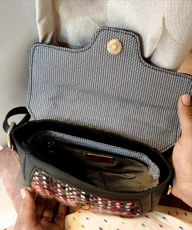 Mini Black Messenger Sling Bag - SaumyasStore