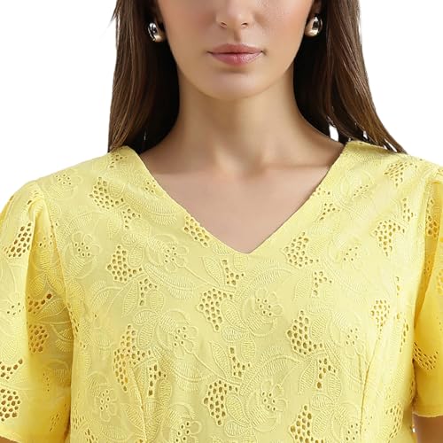 United Colors of Benetton Regular Fit V-Neck Schiffli Embroidered Dress (Size : L) - 26P4WVNDRS83I1G3 Yellow