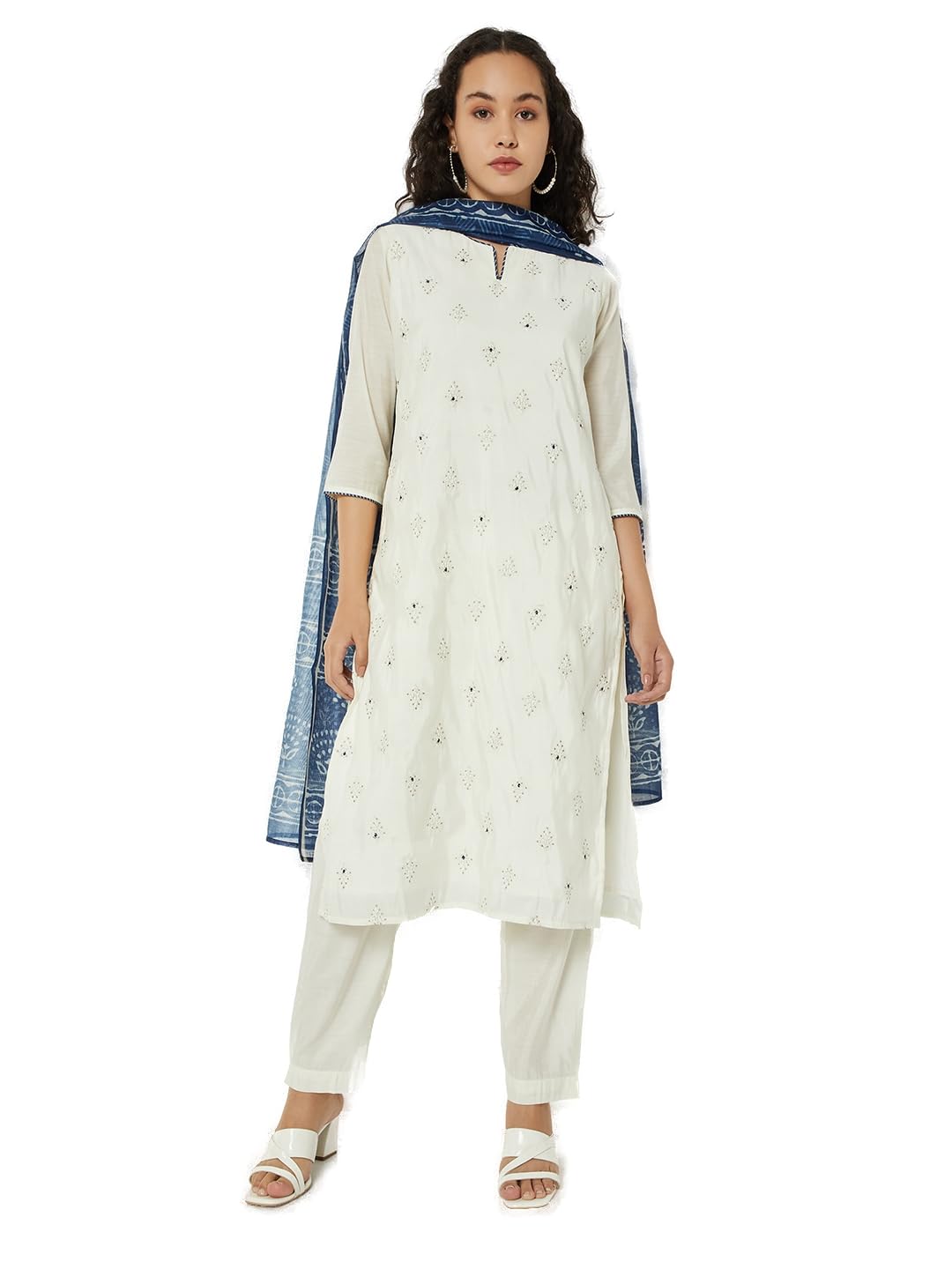 Max Women Embroidered Straight Kurta Set (Off White_XXL)