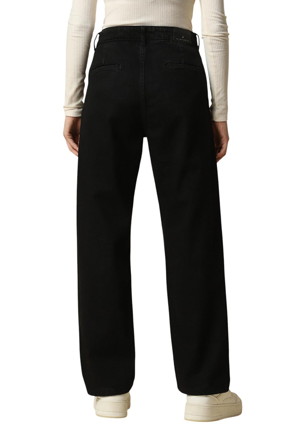 Women Black Regular Fit Dark Wash Jeans