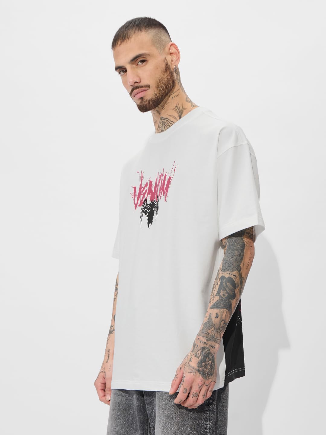 The Souled Store Official Marvel: Eddie Brock Oversized T-Shirt for Men Boys Cotton Casual Half Sleeves Baggy Loose Fit Drop Shoulder Round Neck White