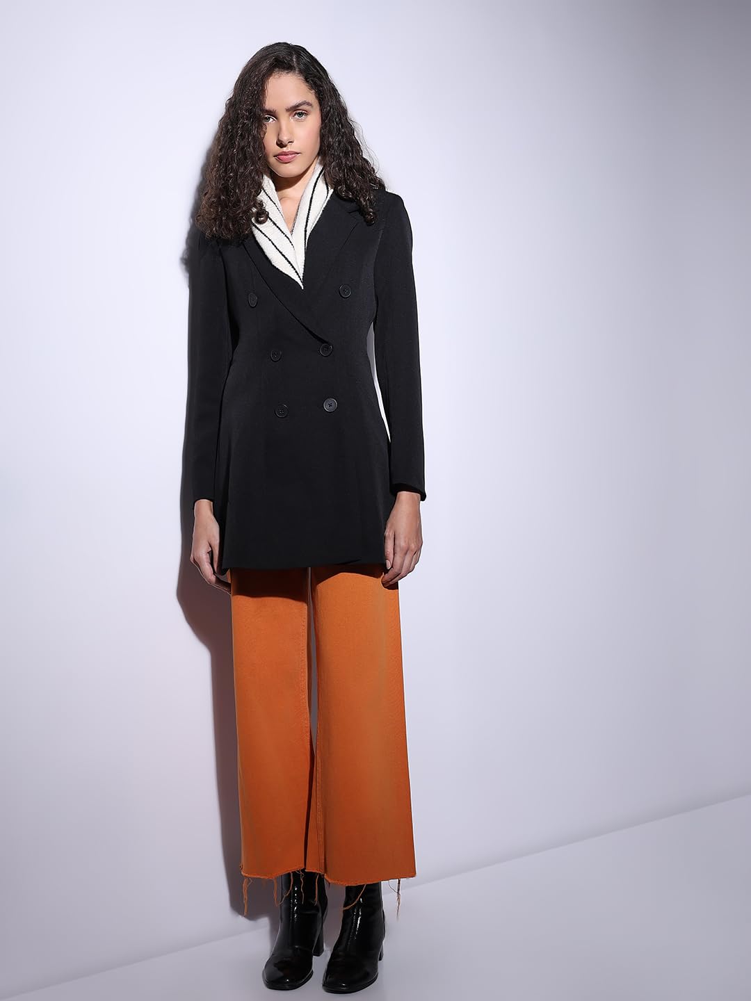 VERO MODA Women's Regular Fit Black Blazer