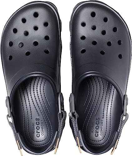 Crocs Unisex Men & Women Black Classic Clog 206340-001-M11
