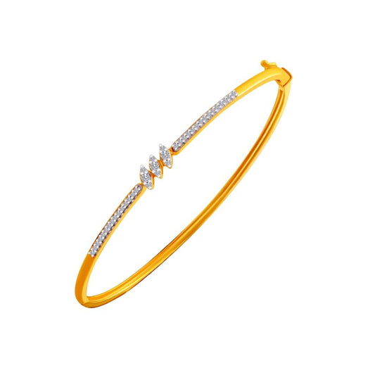 P.C. Chandra Jewellers 18k (750) Gold with Diamond Bangles for Women (Gold)