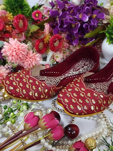 Fulkari Women Red SeaSand Gold Casual Genuine Soft Leather Jutis | Bite and Pinch Free Juttis | Punjabi Jutti | Girl's Office Flat Ladies Mojari | dailywear Ethnic Juti | 39