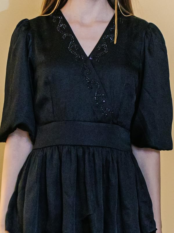 Zink London Women's Black Solid Layered Short Dress