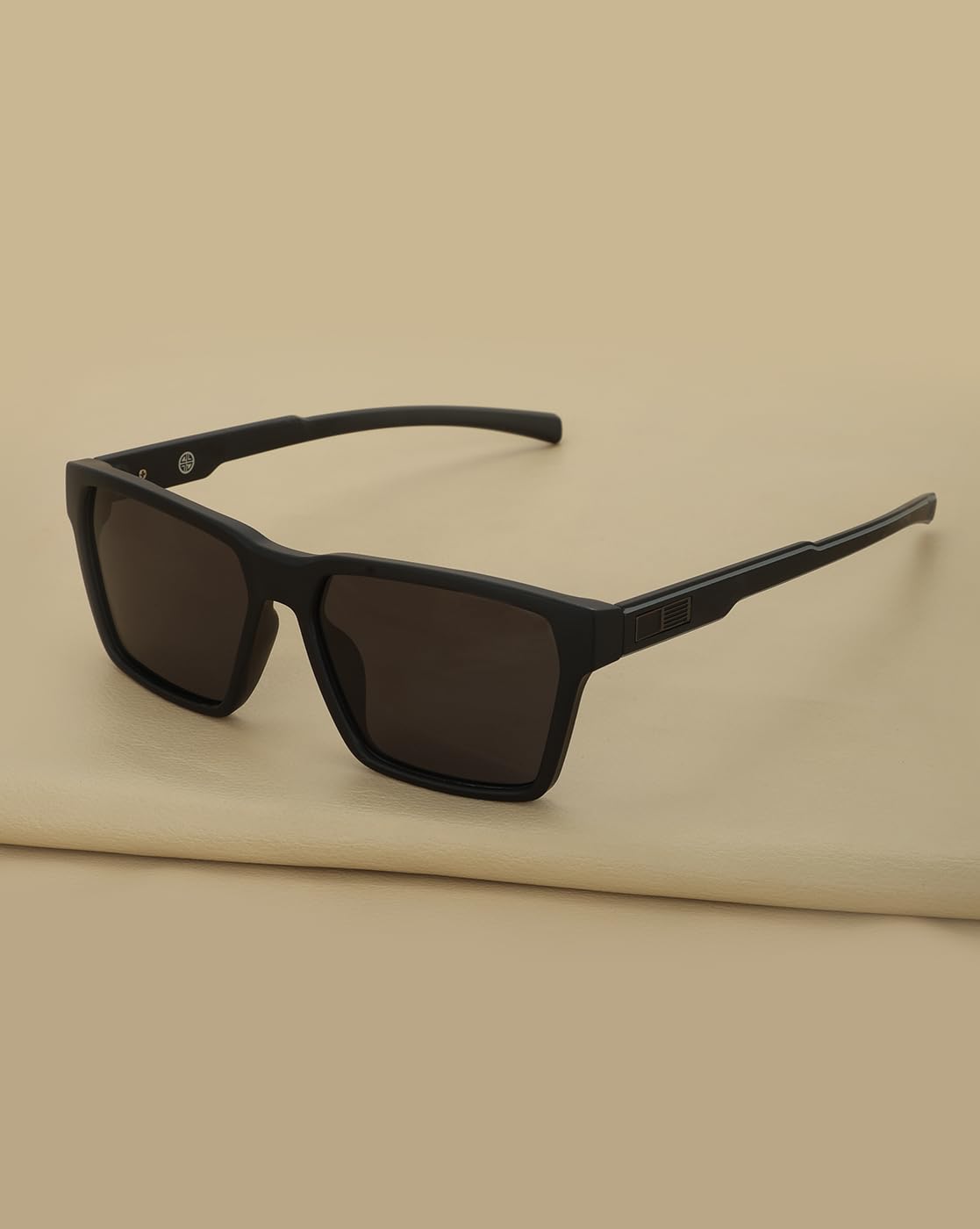 Carlton London Black Toned with Black Polarised Lens Sunglass for men