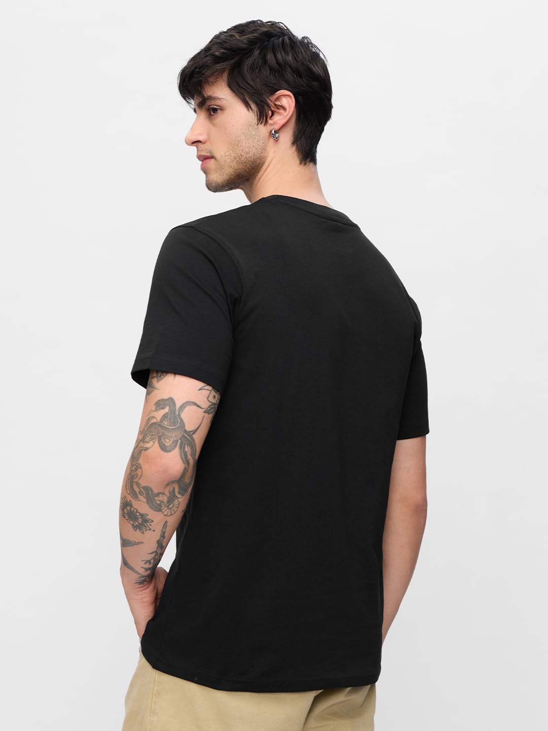 The Souled Store Batman: Classic Logo Men and Boys Short Sleeves Round Neck Printed Regular Fit Cotton T-Shirts Black