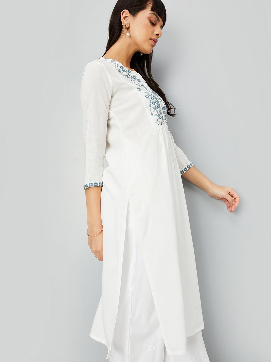 Max Women's Rayon Blend Regular Fit Kurta (VIEKSU24DA_Off White_XXL