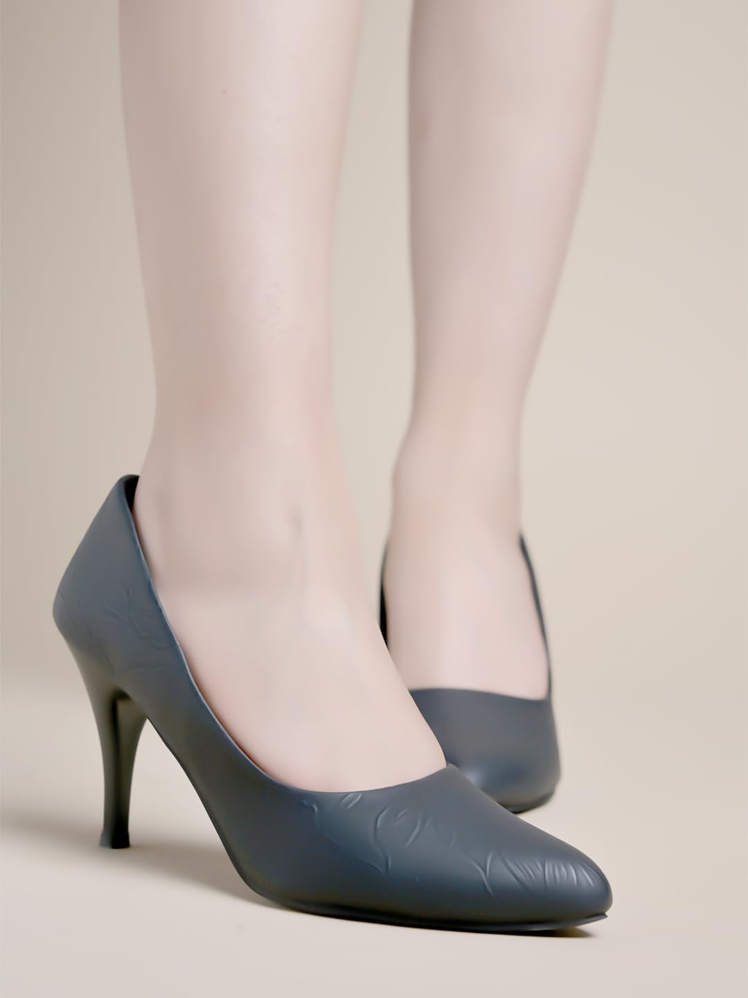 Shoetopia Classy Black Pointed Toe Pumps for Women & Girls /EU40