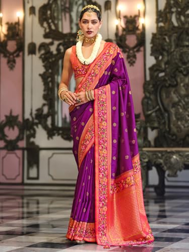 AKHILAM Women's Magenta Silk Blend Ethnic Motif Printed Saree With Unstitched Blouse (MAITRI454_RW)