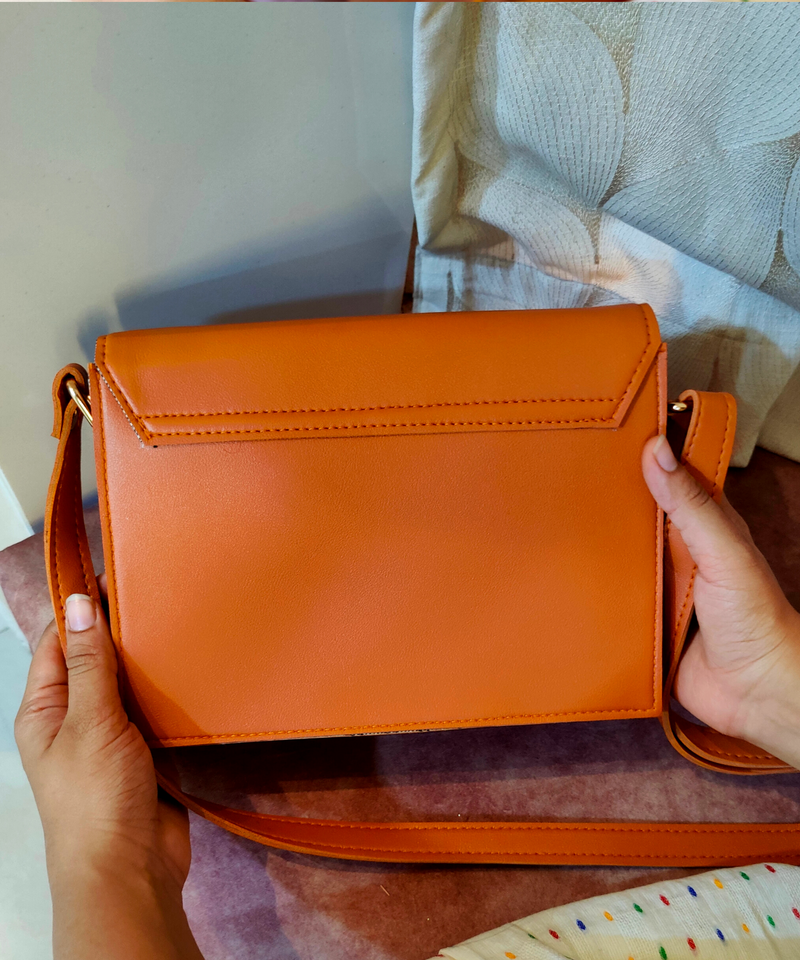 The 'Conductor' Sling - SaumyasStore