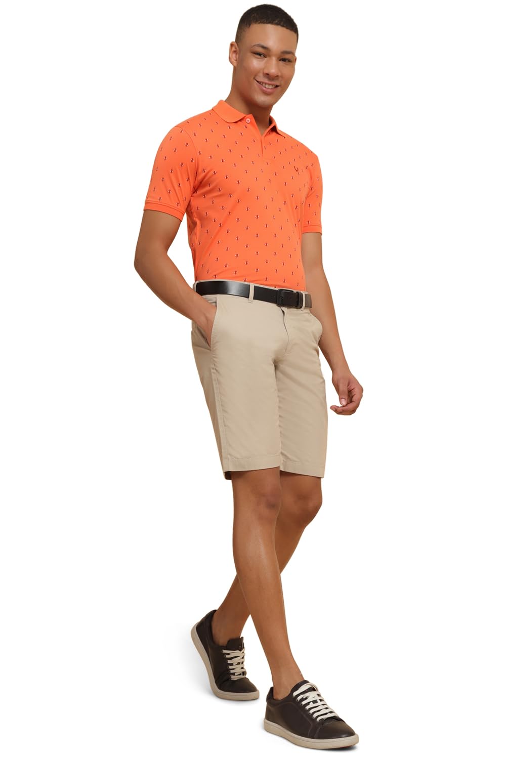 Men Beige Solid Slim Fit Shorts