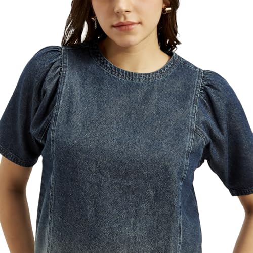 Levi's Women's Classic Fit Blouse (002VJ-0003