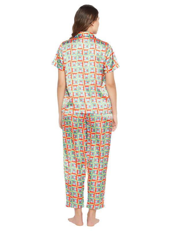 Clovia Women's Crepe Print Me Pretty Button Down Shirt & Pyjama Set in Multicolor (LS0385N19_Multi_M)