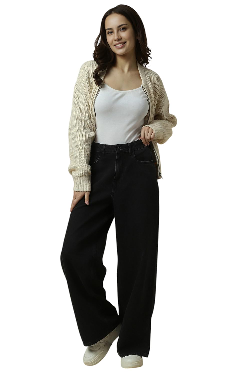 Women Black Regular Fit Light Wash Jeans