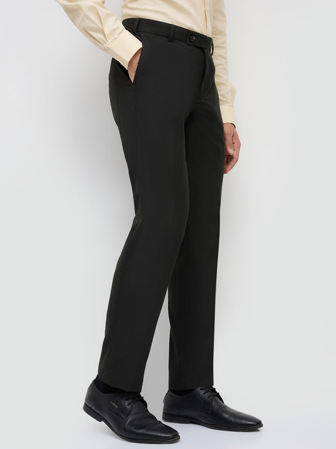Park Avenue Men Slim Fit Structure Pattern Polyester Blend Flat Front Formal Trouser Black