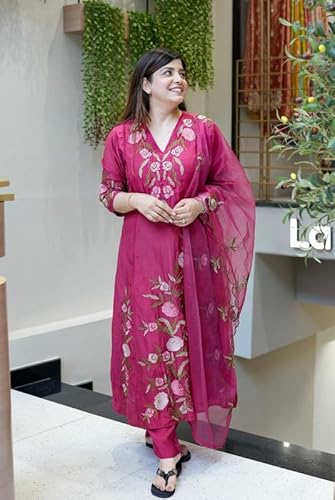 AVYUKTHA | Women’s Embroidered Kurta Set with Pyjamas & Dupatta | Ethnic Suit for Festive, Casual & Daily | Pink | Size- XL