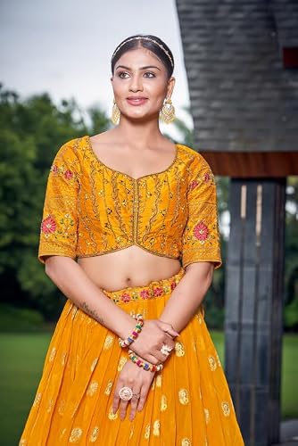 Samprag Silk Lehenga Choli Set for Womens | Sleevless | Sweetheart Neck |Ideal for Wedding & Party Occassions | Yellow | M