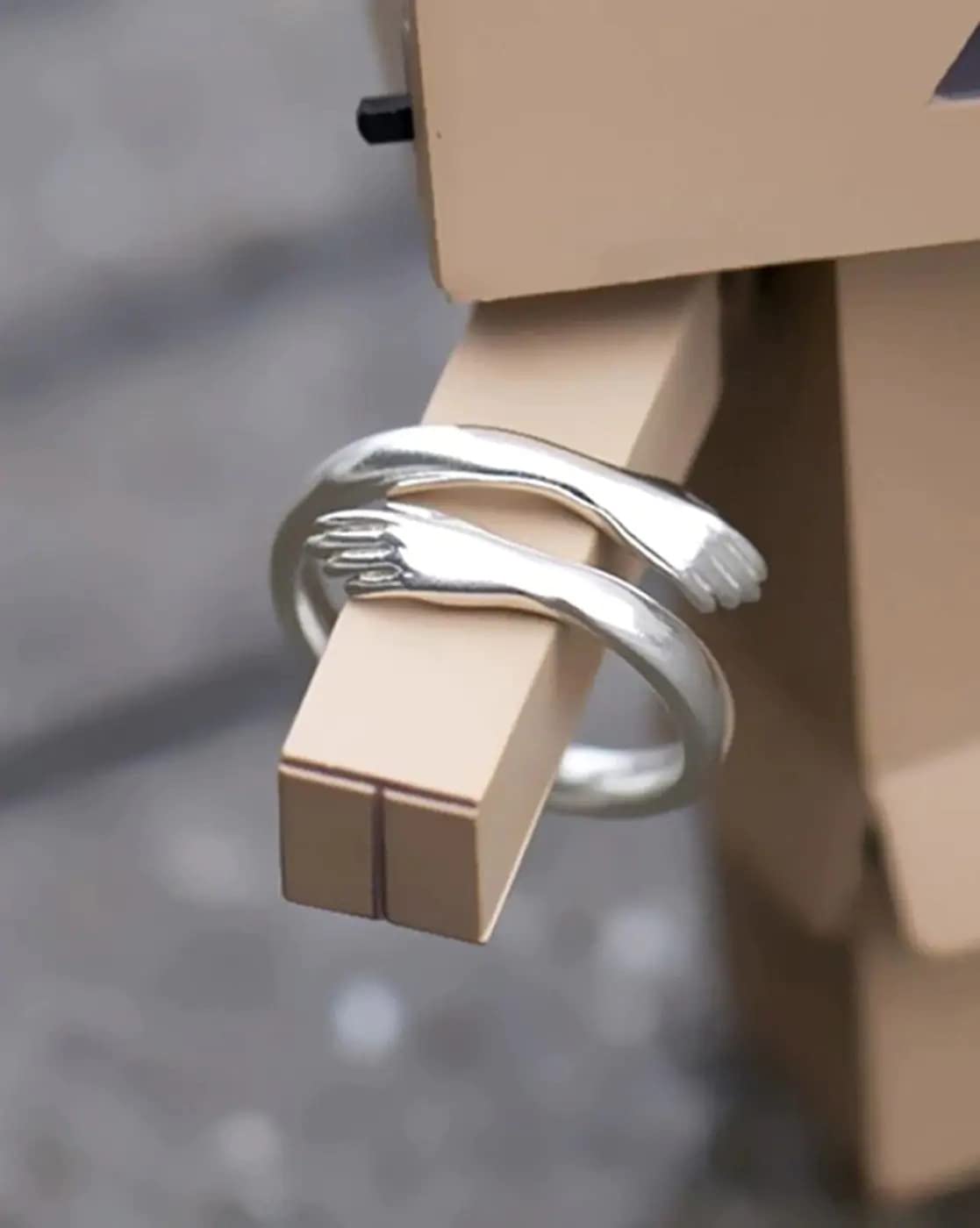 Fashion Frill Silver Ring For Women Closed Hand Ring For Girls Women Hug Ring Adjustable Ring For Women Girls Couple Ring