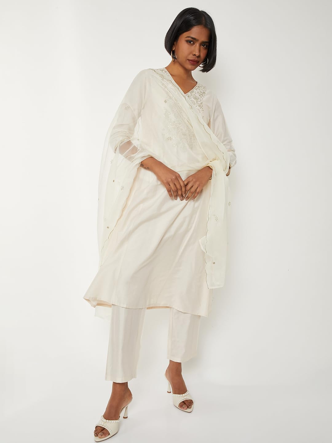 Max Women Embroidered A-line Kurta Set(White_XXL)