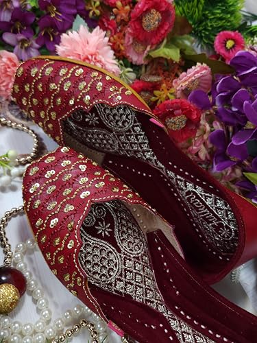 Fulkari Women Red SeaSand Gold Casual Genuine Soft Leather Jutis | Bite and Pinch Free Juttis | Punjabi Jutti | Girl's Office Flat Ladies Mojari | dailywear Ethnic Juti | 39