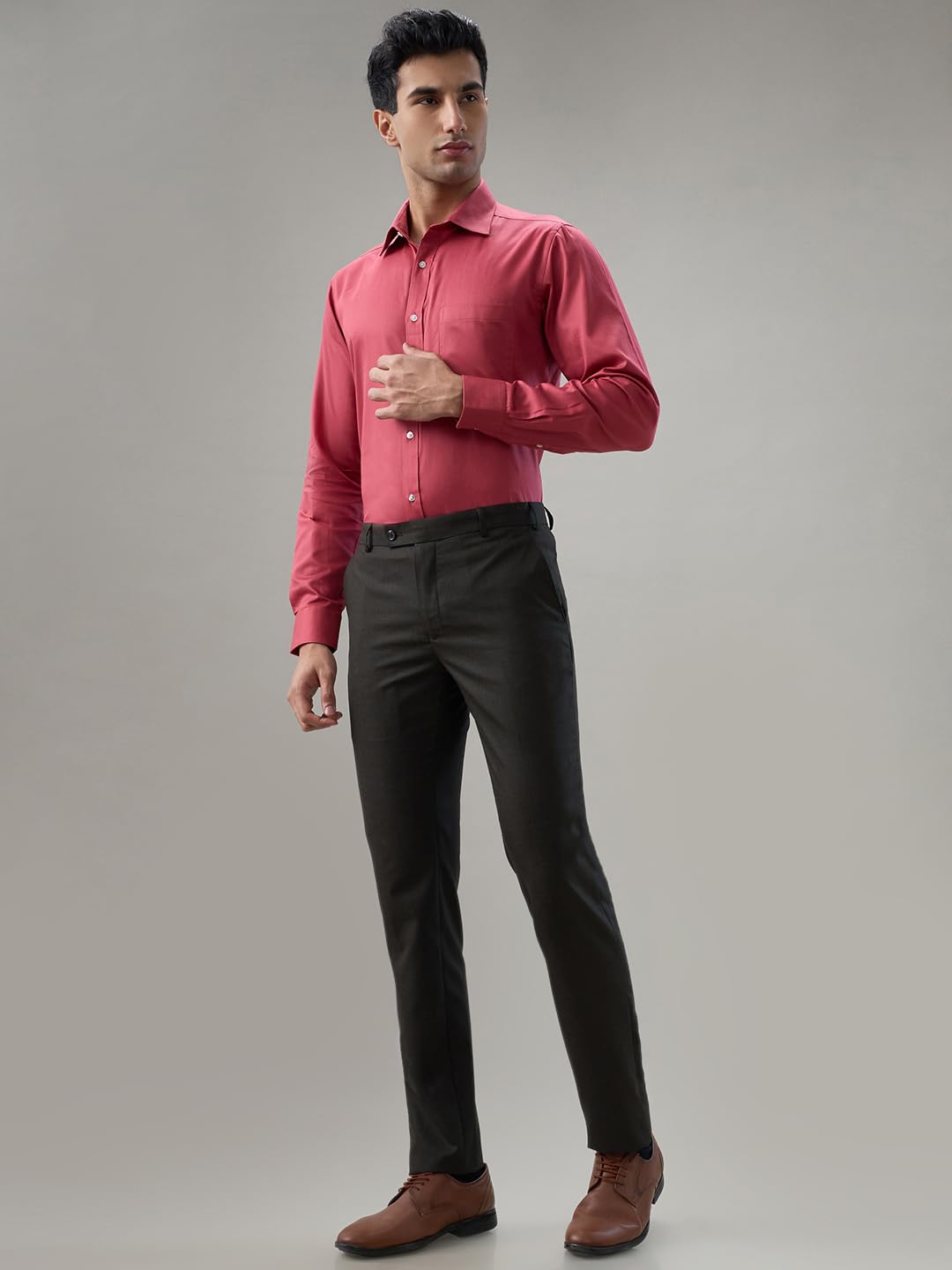 Raymond Men Slim Fit Structure Pattern Polyester Blend Flat Front Formal Trouser Brown