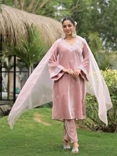 Divena Embroidered Pink Velvet Kurta Set