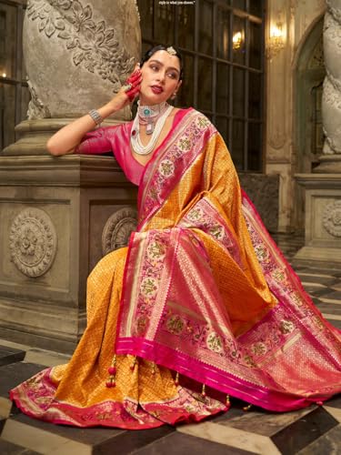 AKHILAM Women's Mustard Silk Blend Ethnic Motif Printed Saree With Unstitched Blouse (CHNDNA508_RW)