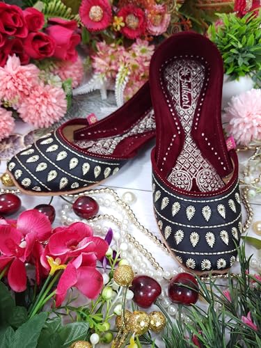 Fulkari Women Black Rays Gold Casual Genuine Soft Leather Jutis | Bite and Pinch Free Juttis | Punjabi Jutti | Girl's Office Flat Ladies Mojari | dailywear Ethnic Juti | 37