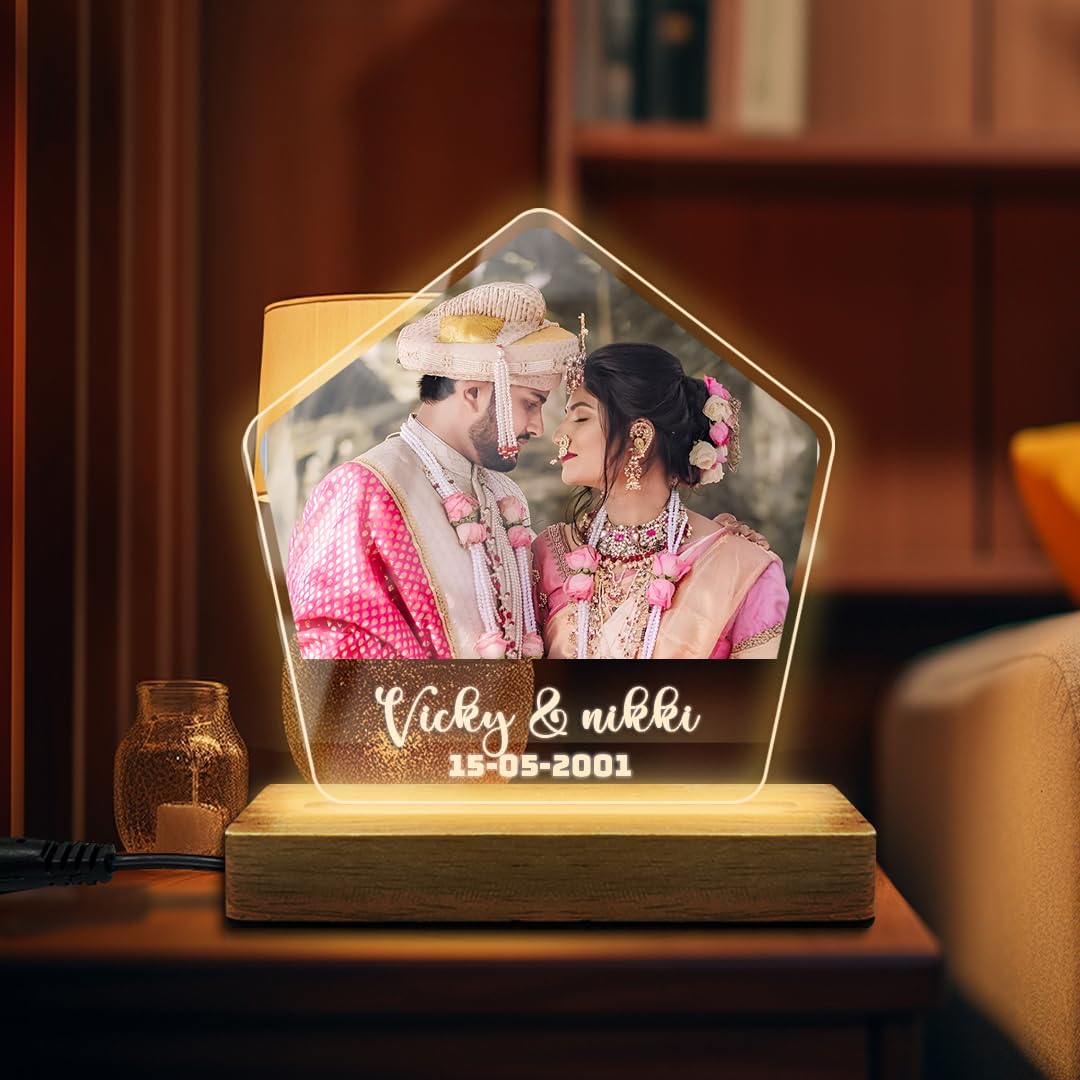 Fashionury Customized LED Photo and Name Table-Top Lamp – Custom Acrylic Night Light with Wooden Stand, Romantic Couple Design, Anniversary & Wedding Gift, Home & Bedroom Decor
