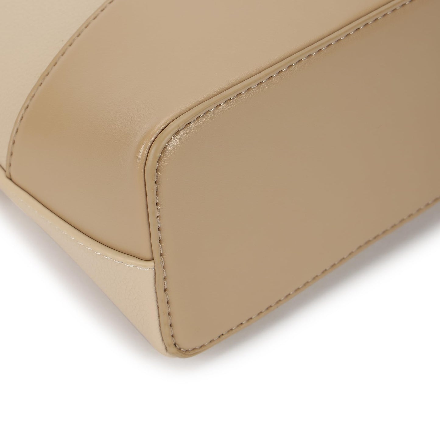 Fastrack Velvet Touch Sling Bag for Women| Faux Leather Sling With Gold Chain Accents | Chic Compact Crossbody with Top Zip Closure | Trendy Women's Handbags | Stylish Bags for Girls
