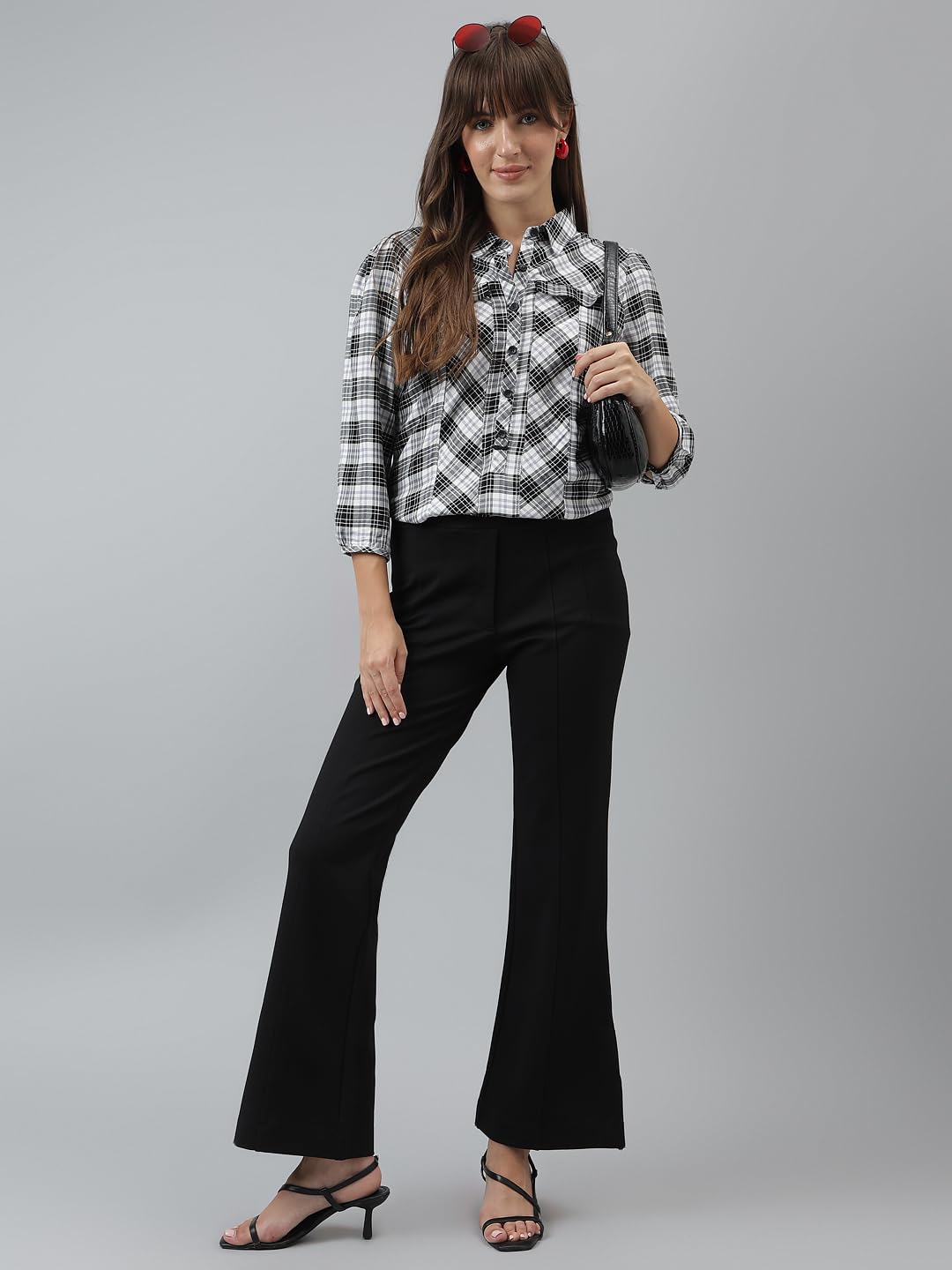 Latin Quarters Women Black Solid High Rise Casual Flared Trouser_M