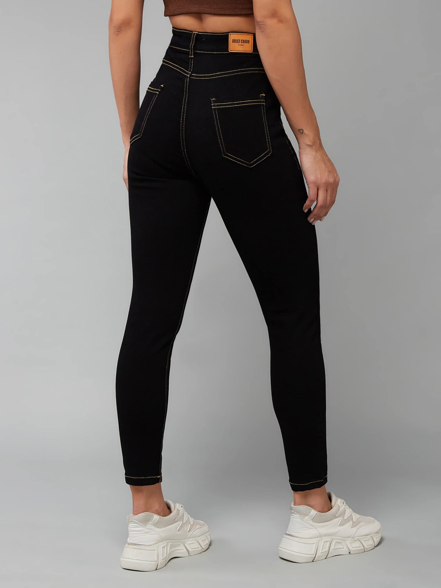 Dolce Crudo Women's Black Skinny High Rise Clean Look Regular Stretchable Denim Jeans (DOSS22DEN12-44-62-28, Black, 28)