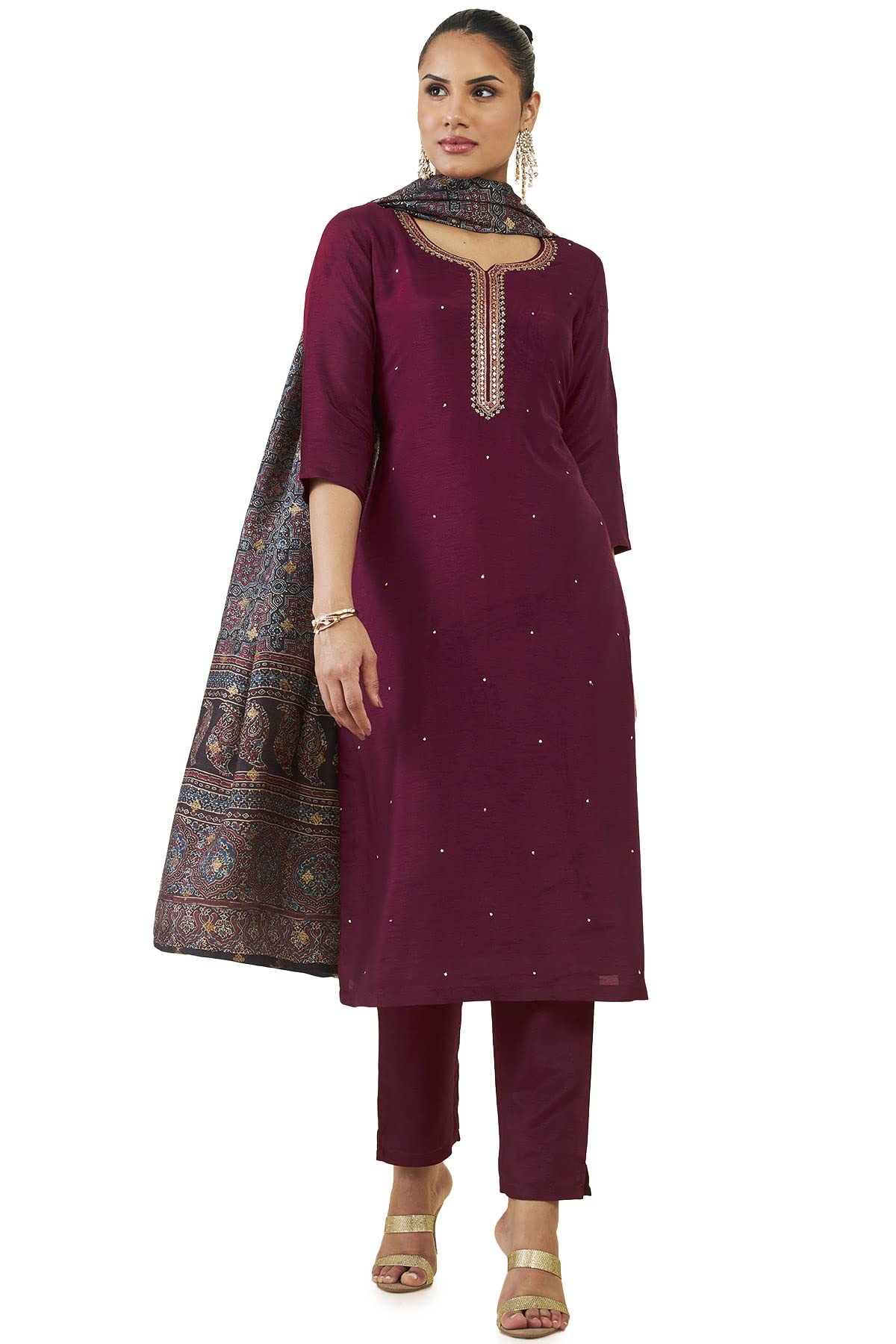 Soch Women Maroon Silk Blend Embellished Suit Set(8907715950458_Maroon_S)