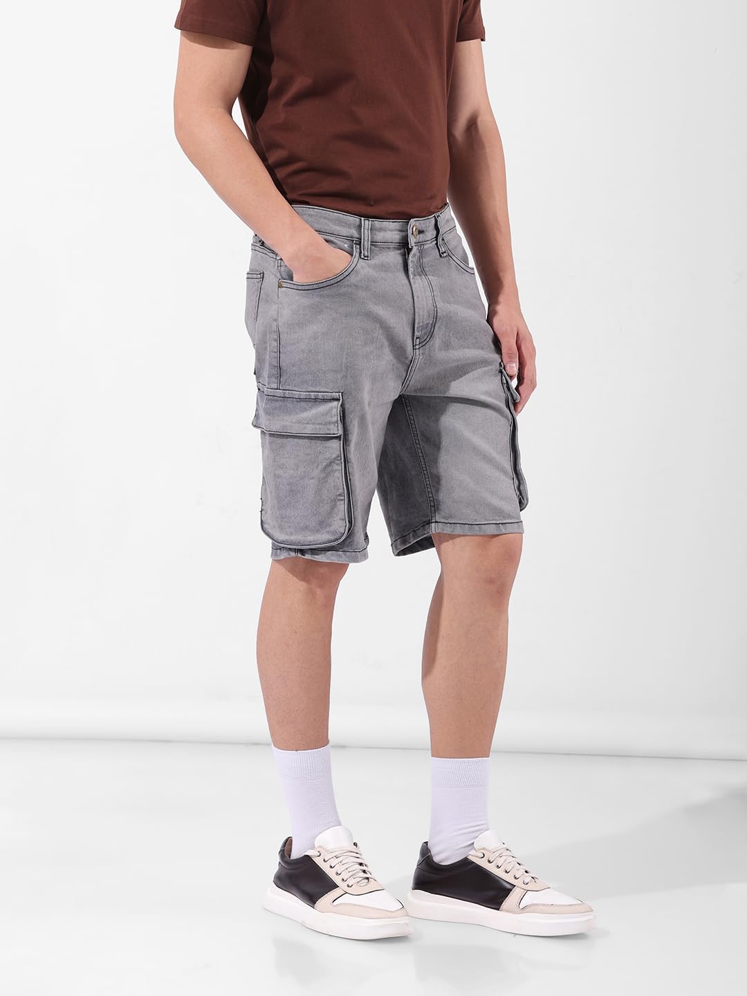 The Indian Garage Co Men Relaxed Fit Printed Mid Rise Denim Shorts (Grey_32)